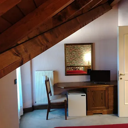 Ristorante La Lepre Bianca 酒店 3*