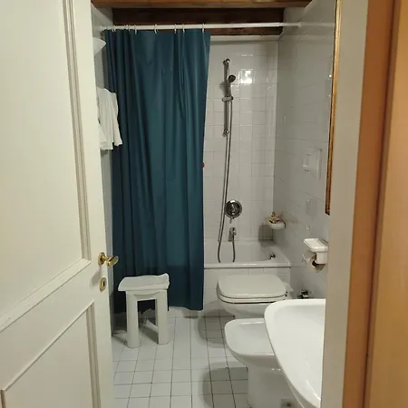 酒店 Ristorante La Lepre Bianca 3*